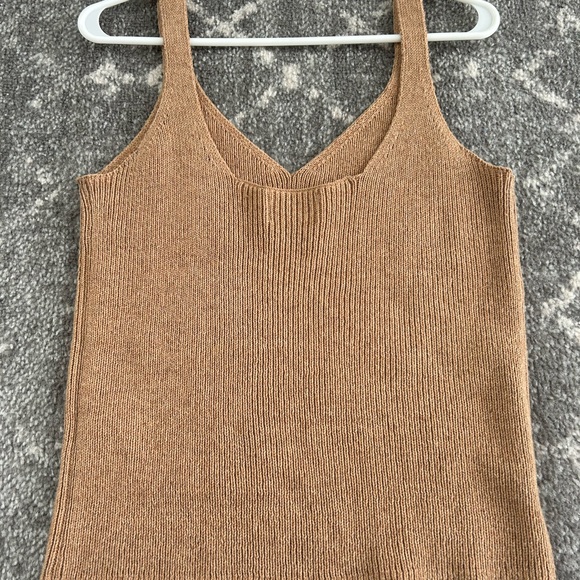 Old Navy womens camel knit tank size medium - Picture 4 of 6